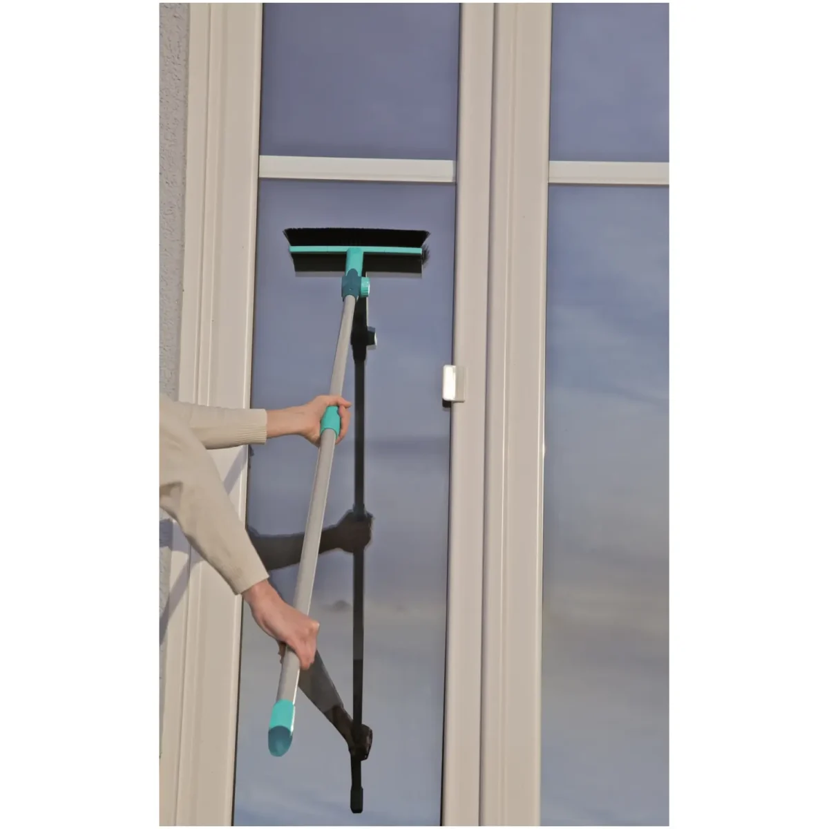 Leifheit Window Cleaner with Brush - Image 4