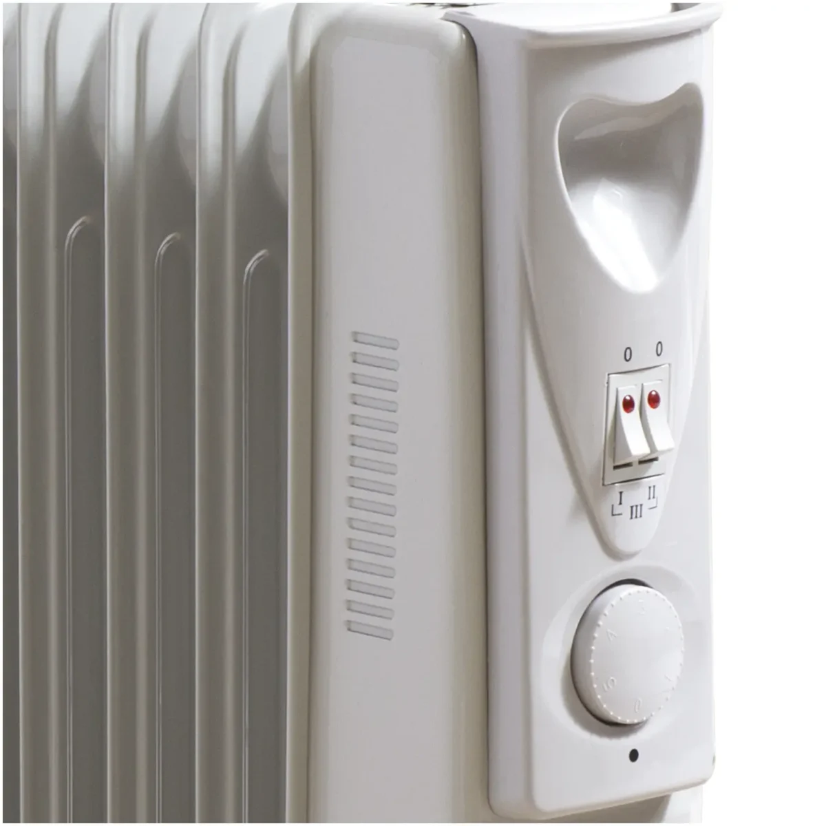 Daewoo 2500W Oil Filled Heater With Timer and 3 Heat Settings - Image 5