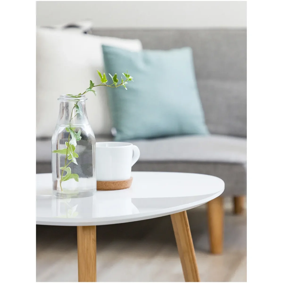 Fablon White Glossy Self Adhesive 2m x 45cm - Image 3