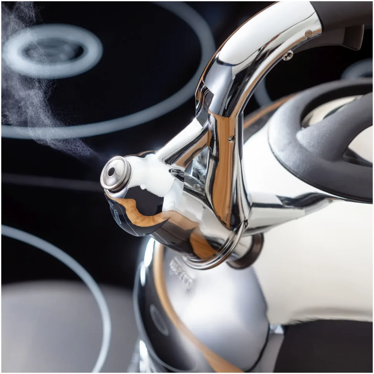 Judge Stove Top Whistling Kettle 3 Litre Capacity - Image 4