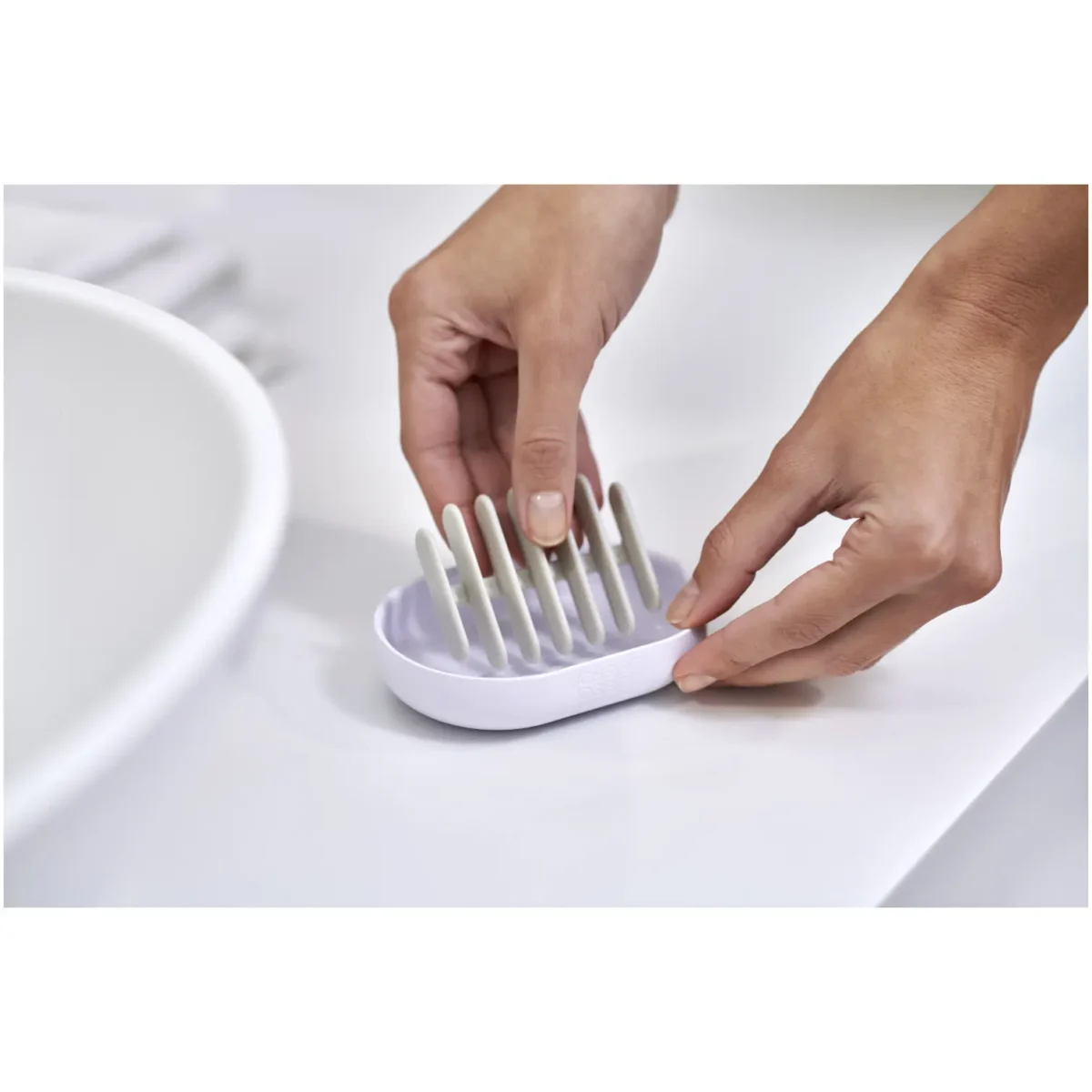 Joseph Joseph Duo Quick-Drain Soap Dish - Image 6