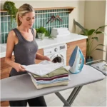Morphy Richards 300300 Crystal Clear Iron 2400w - Image 3