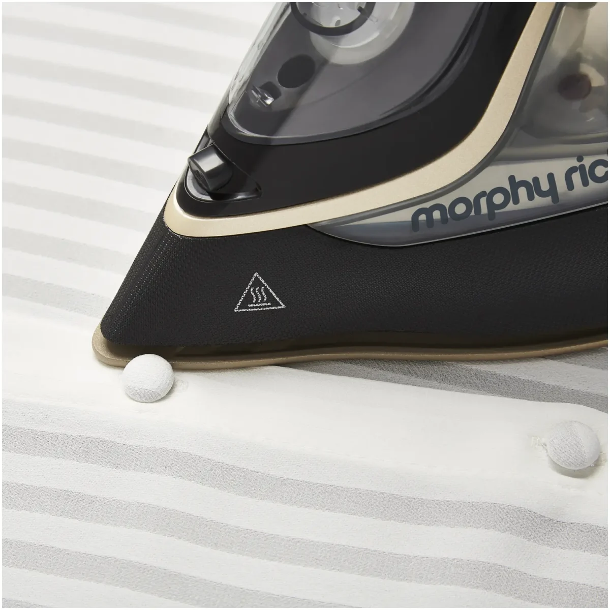 Morphy Richards 300302 2400w Crystal Clear Gold Iron - Image 25