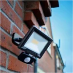 Luceco 20W LED Floodlight With PIR - Image 9