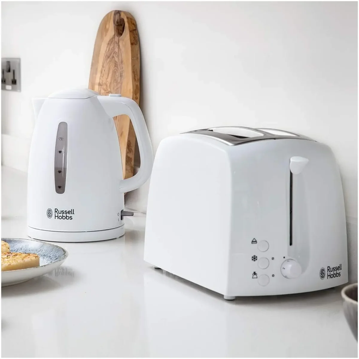 Russell Hobbs Jug Kettle White - Image 3