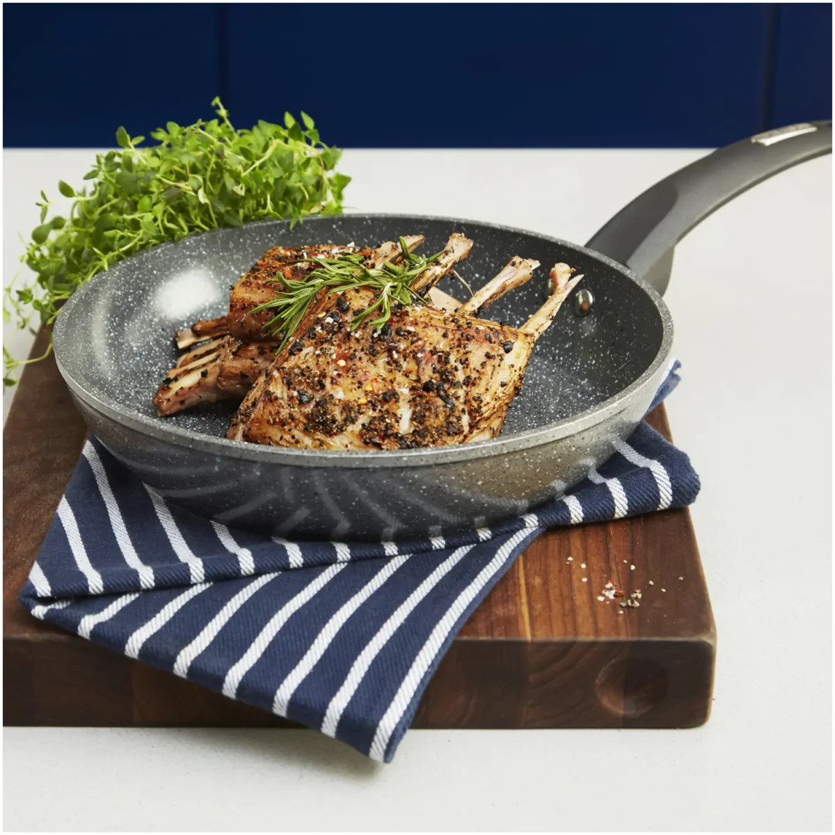 Tower Cerastone Frying Pan 24cm - Image 6