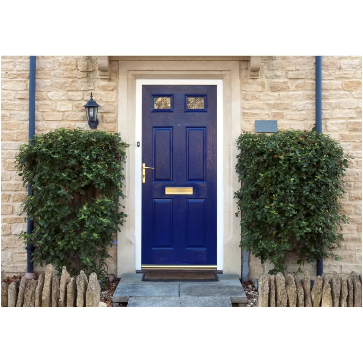 Ronseal UPVC Paint Royal Blue 750ml - Image 3
