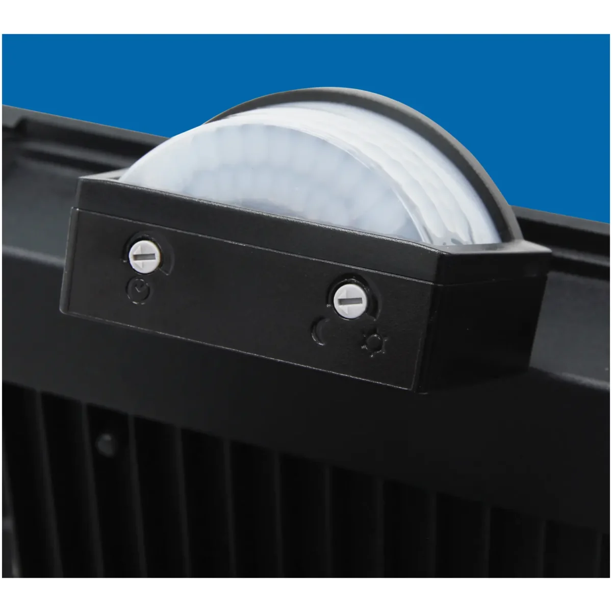 TimeGuard 10W LED Floodlight With PIR - Image 2