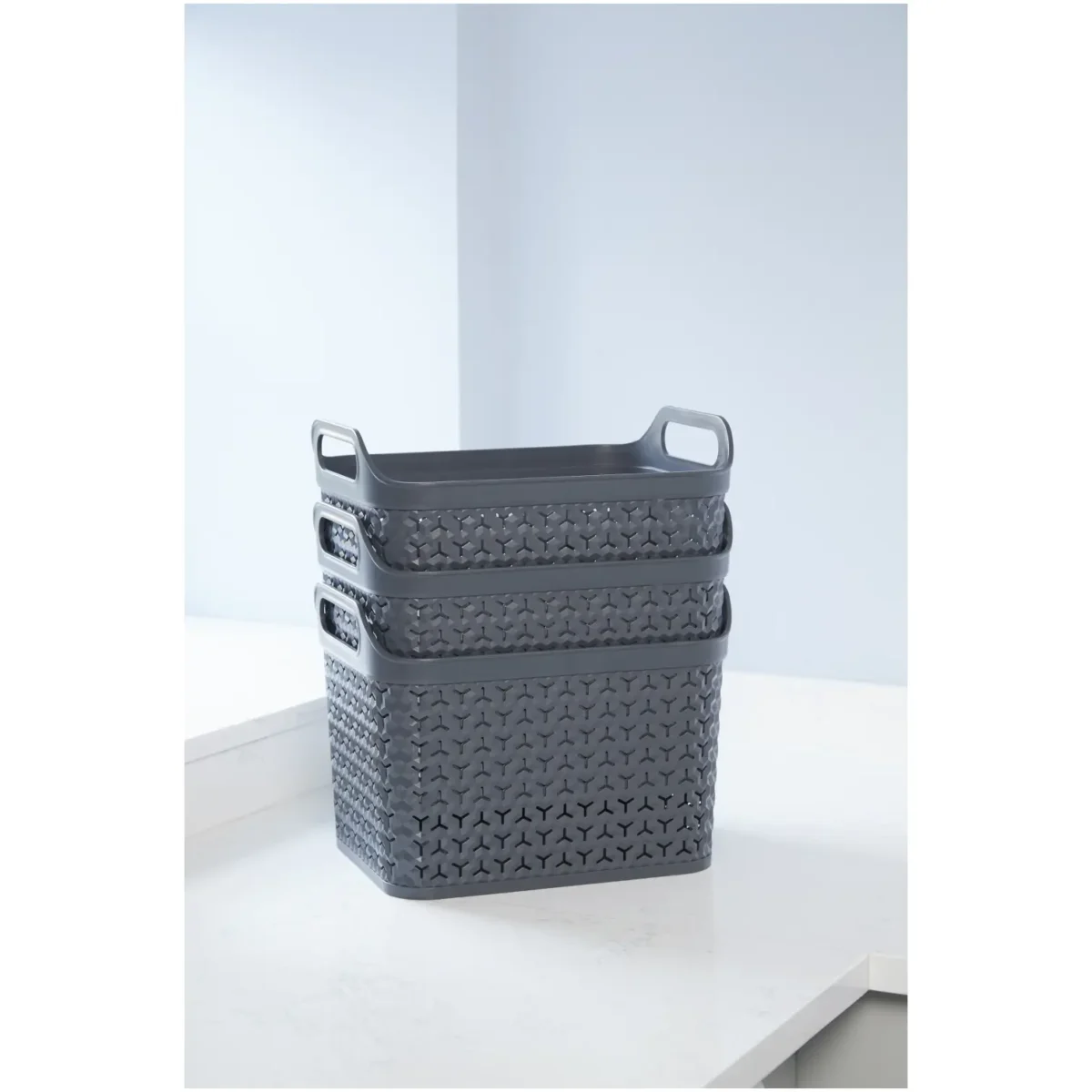 Strata Urban Store Basket And Lid Medium Charcoal 14 Litres Capacity 23 x 23.5 x 30.5cm - Image 2