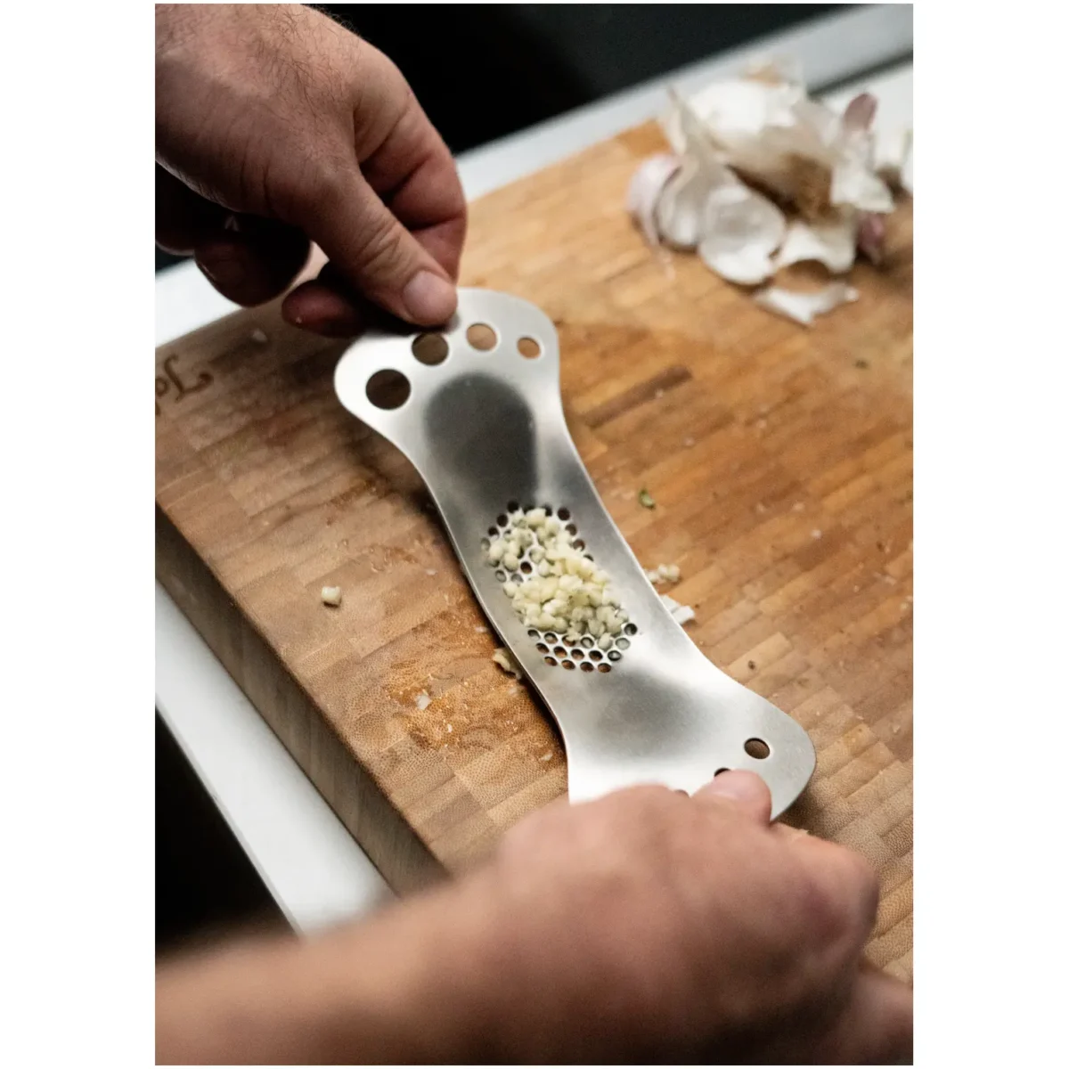 Garlic Press and Herb Stripper - Image 3