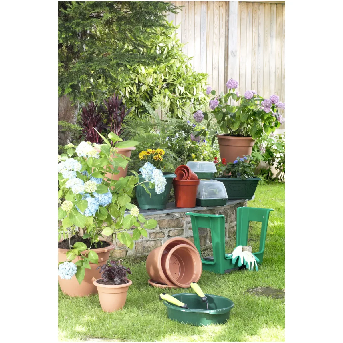 Whitefurze Garden Kneeler + Storage Box - Image 3