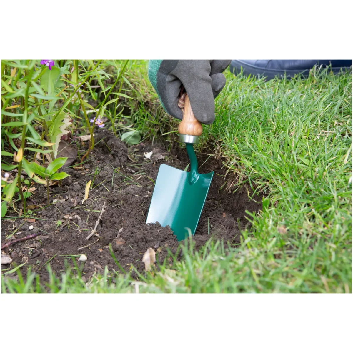 Wilkinson Hand Trowel - Image 2